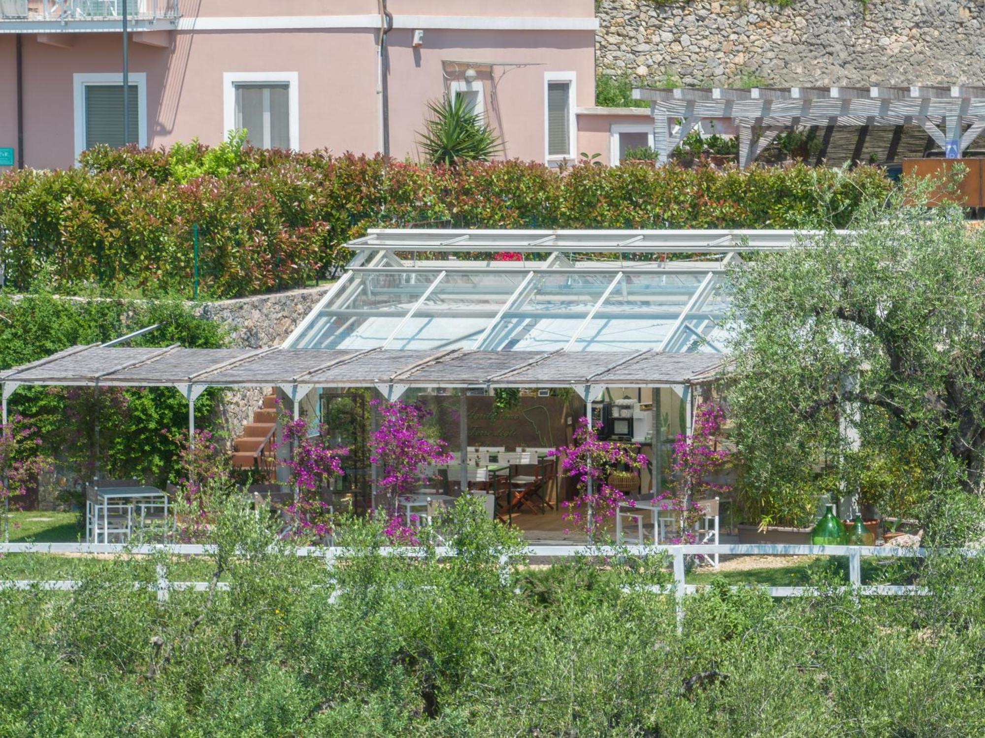Agriturismo Terre Degli Angeli Pietra Ligure Eksteriør bilde